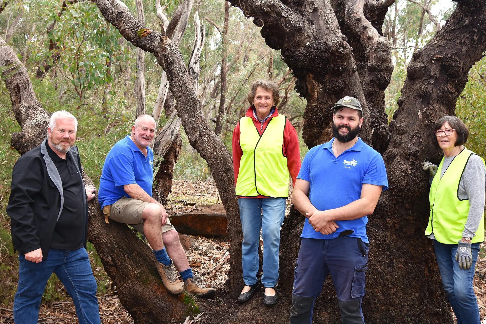 Group photo of the Friends of Boya volunteer group.